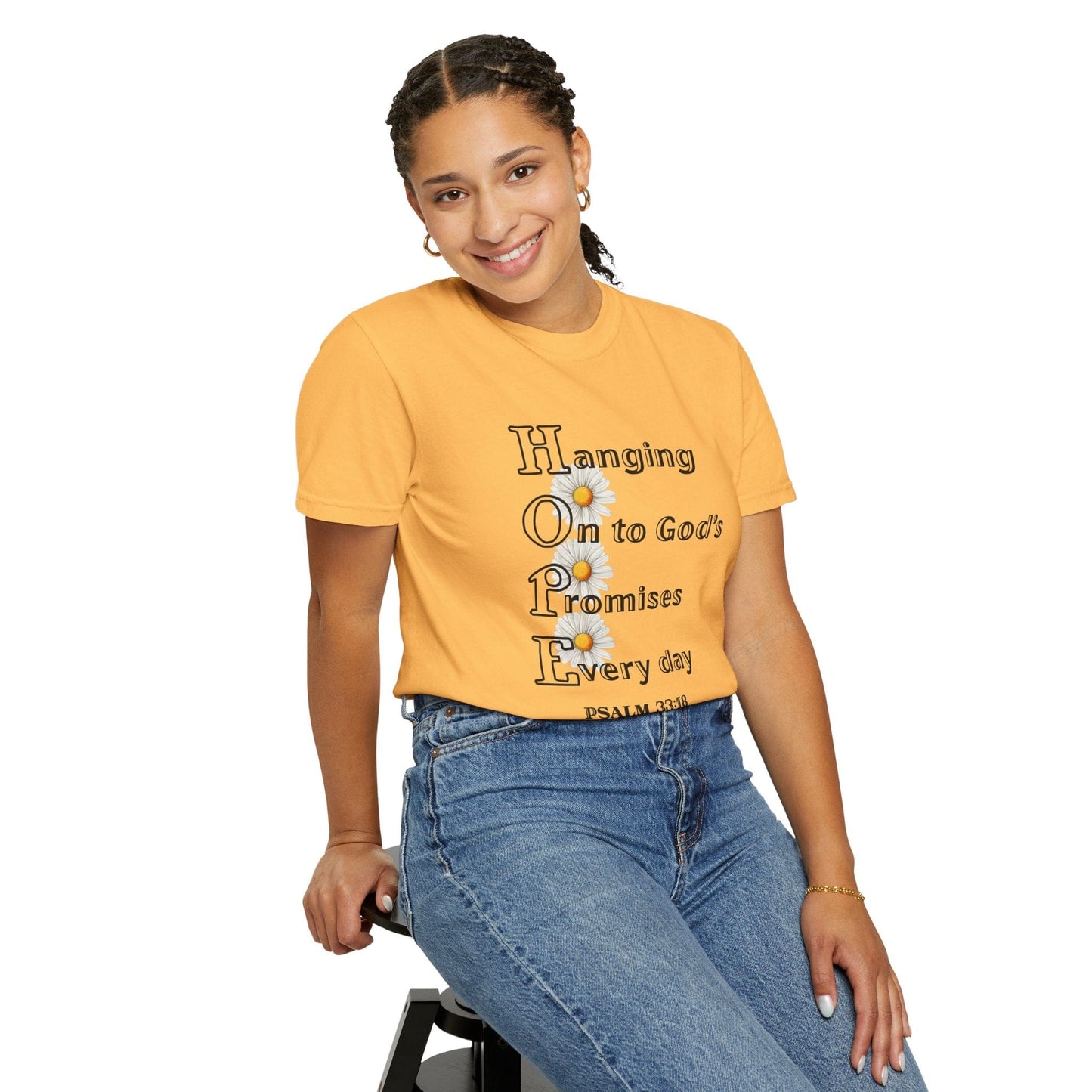 HOPE Acrostic Daisy Comfort Colors T‑Shirt | Psalm 33:18 Scripture Art Tee